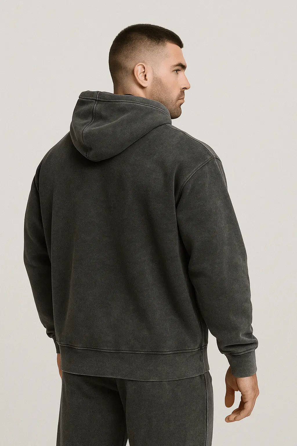 COLLEGE Oversized Fitness Hoodie – Grey Washed – weitere Ansicht des College Designs