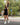 ALPHA GYM AUREA V-Back Scrunch Jumpsuit Short Schwarz – Ansicht 3