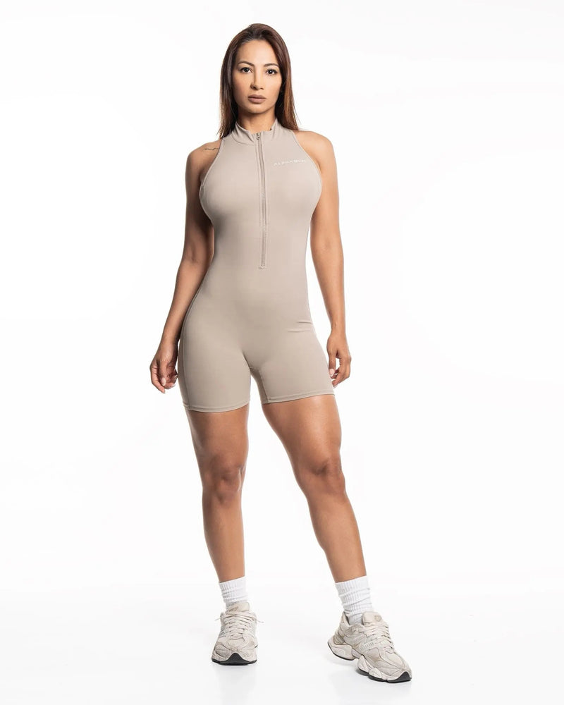 ALPHA GYM AUREA V-Back Scrunch Jumpsuit Short Sand – Women's Fitness Jumpsuit