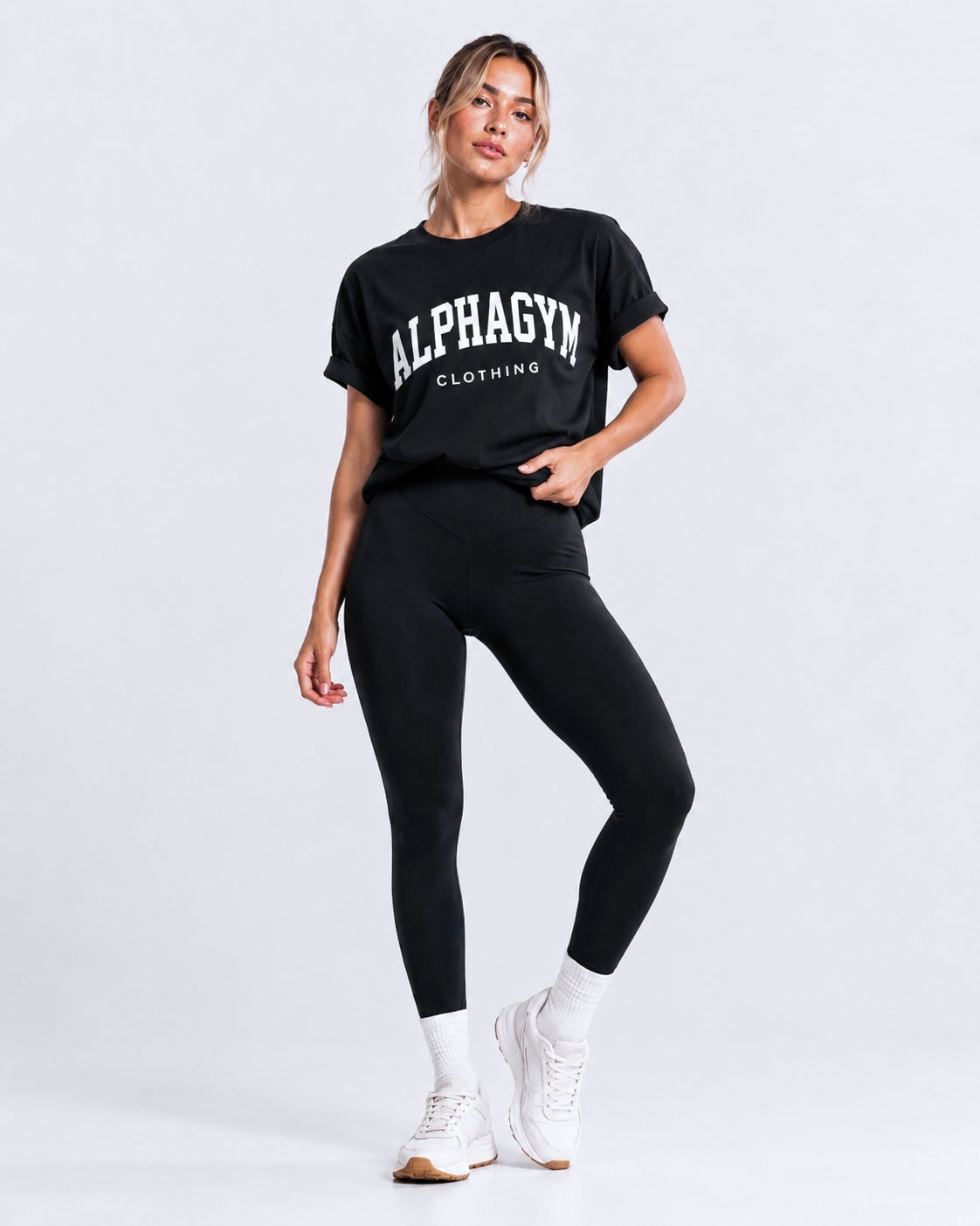 COLLEGE Oversized Women T-Shirt – Black – weitere Ansicht des College Designs